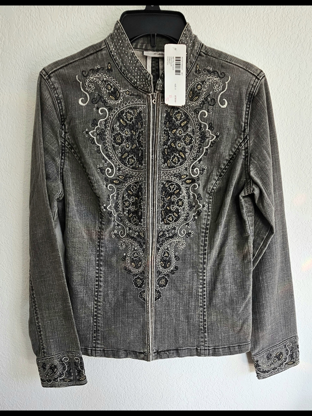 CHICO'S Platinum Women's Size 0 Grayson Pewter Grey Embroiderd Denim Jacket NEW